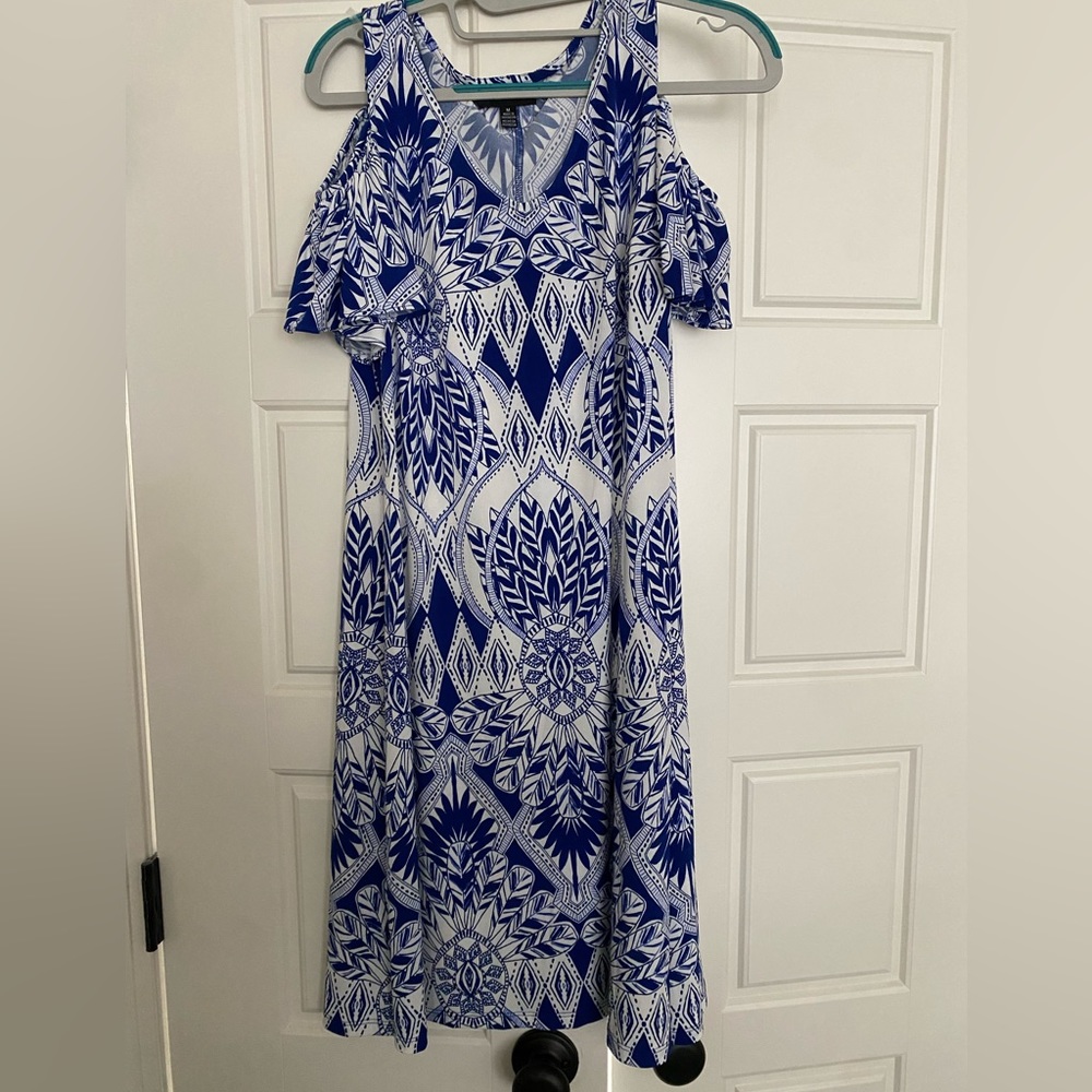 Dress - Picture 2 of 2